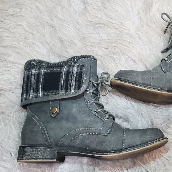 JustFab Elenora Ankle Booties Sz 7.5 - Picture 1 of 4